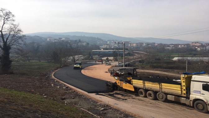 Başiskele Beyoğlu Caddesi Asfaltlanıyor