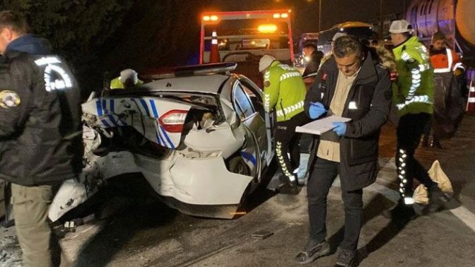 Göçmenleri taşıyan aracın karıştığı kazada yaralanan 4 polis taburcu edildi