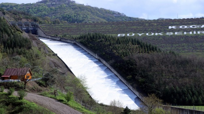 Kocaeli’deki suyun yüzde 26’sı boşa akıyor!